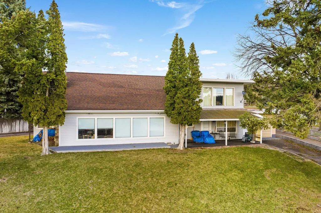 529 Grand Drive Bigfork MT 59911