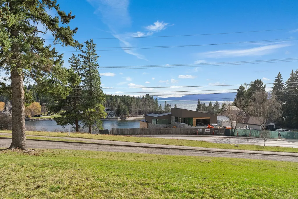 529 Grand Drive Bigfork MT 59911