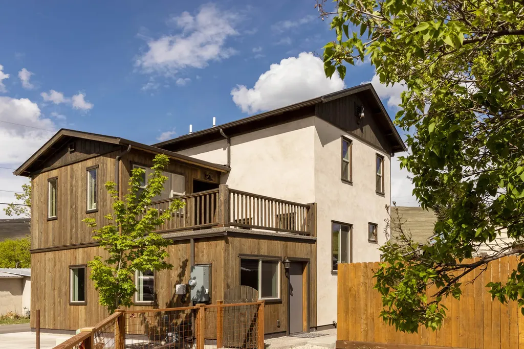1525 N Dickens Street Missoula MT 59802