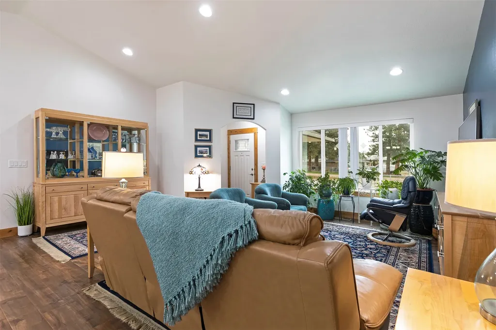 183 Carlton Drive Florence MT 59833