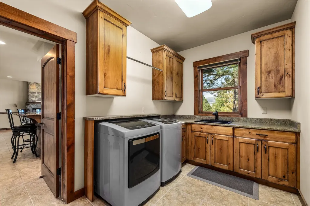 45749 Lark Court Big Arm MT 59910