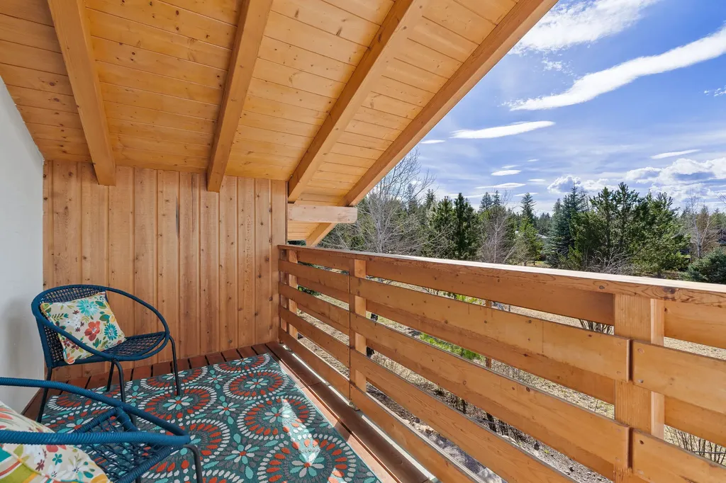 417 Swan View Trail Bigfork MT 59911