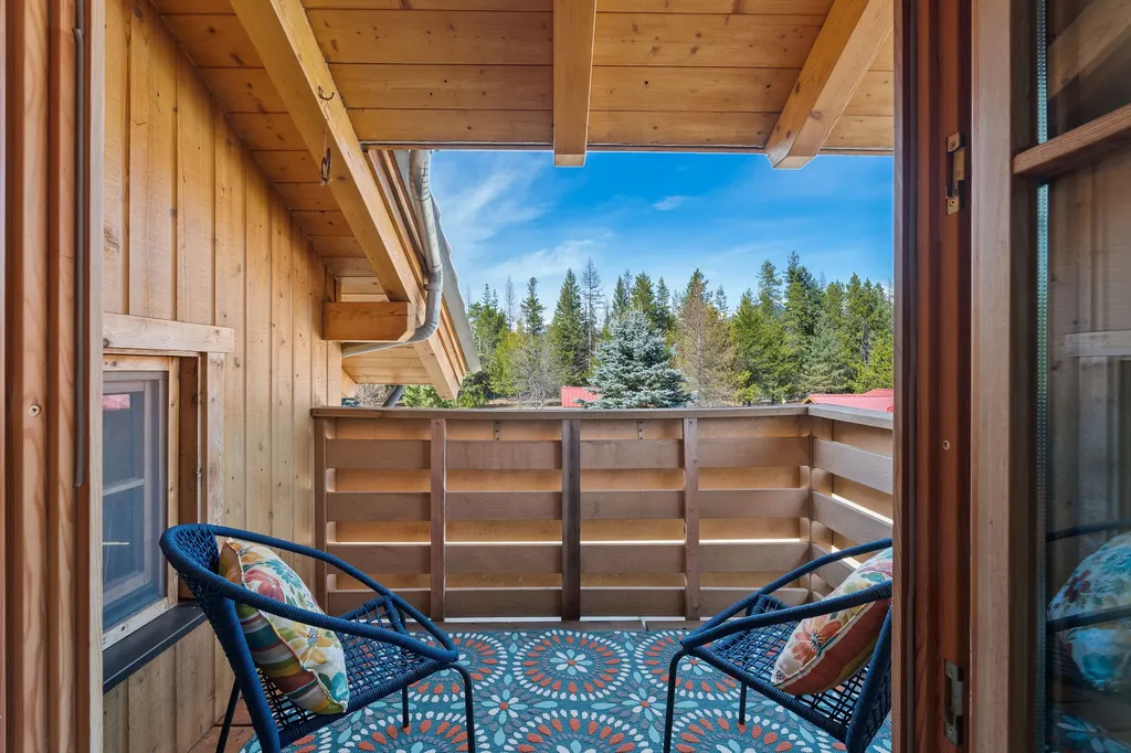417 Swan View Trail Bigfork MT 59911