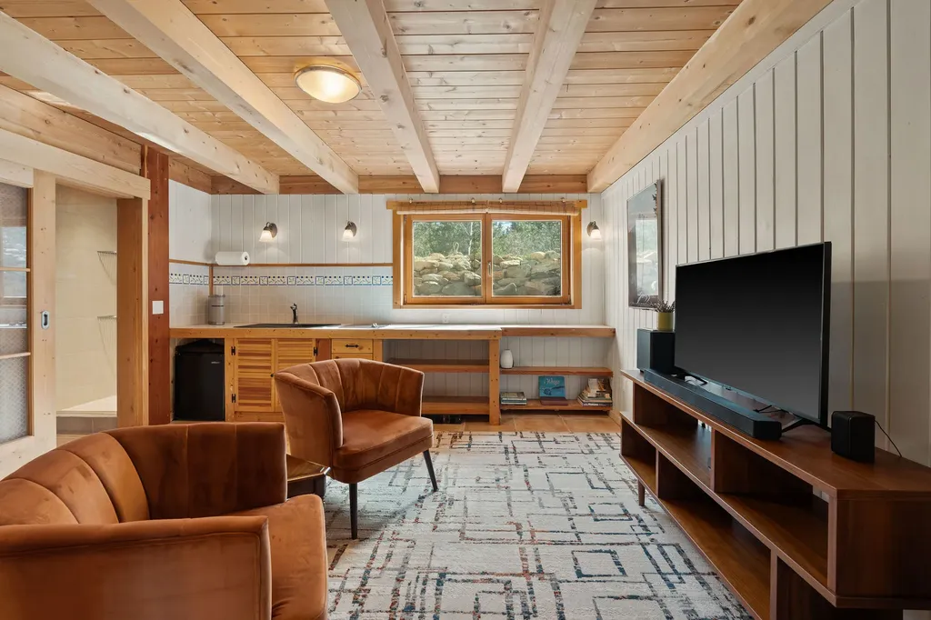 417 Swan View Trail Bigfork MT 59911