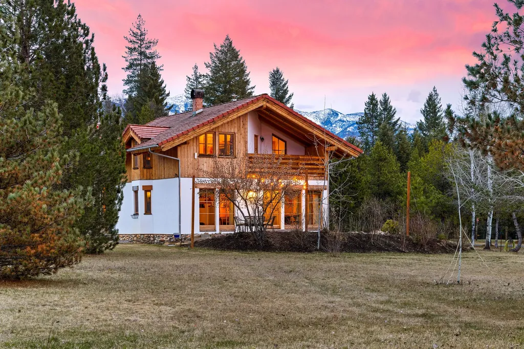 417 Swan View Trail Bigfork MT 59911