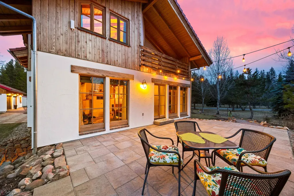 417 Swan View Trail Bigfork MT 59911