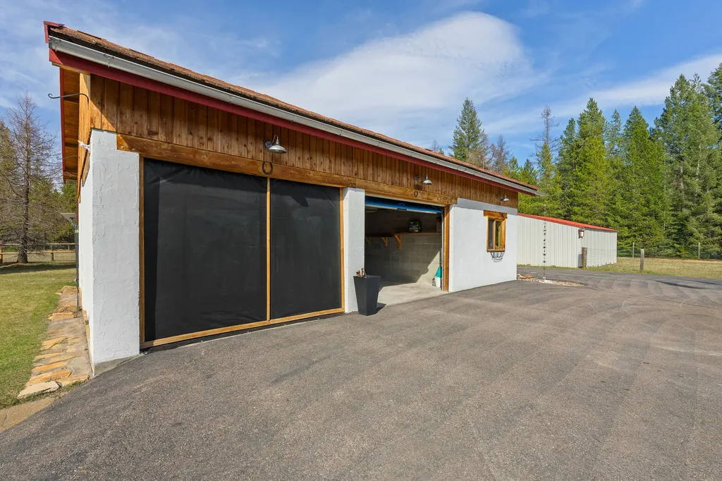 417 Swan View Trail Bigfork MT 59911