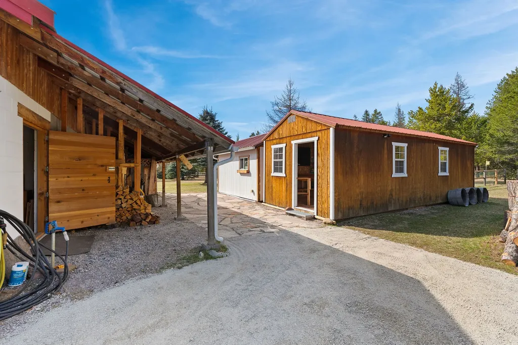 417 Swan View Trail Bigfork MT 59911