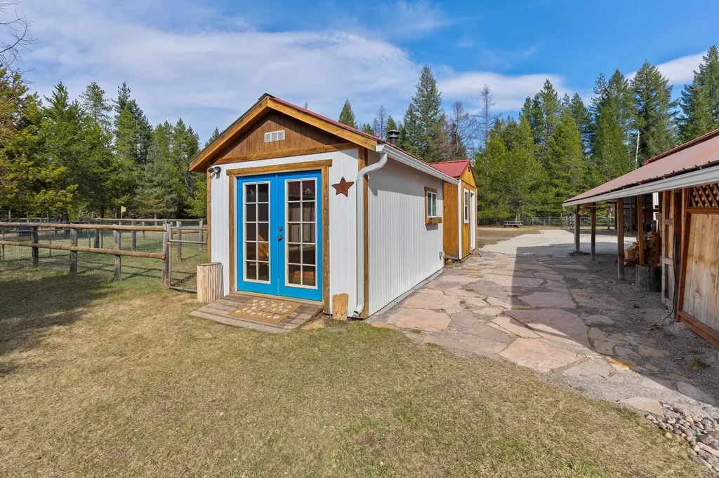 417 Swan View Trail Bigfork MT 59911