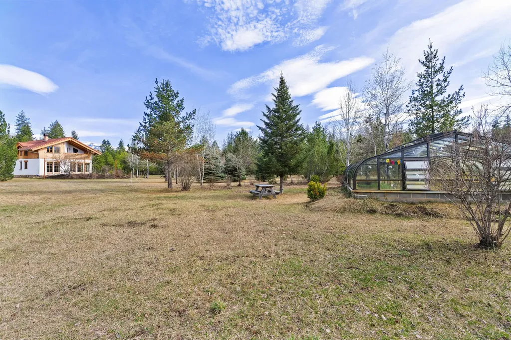 417 Swan View Trail Bigfork MT 59911
