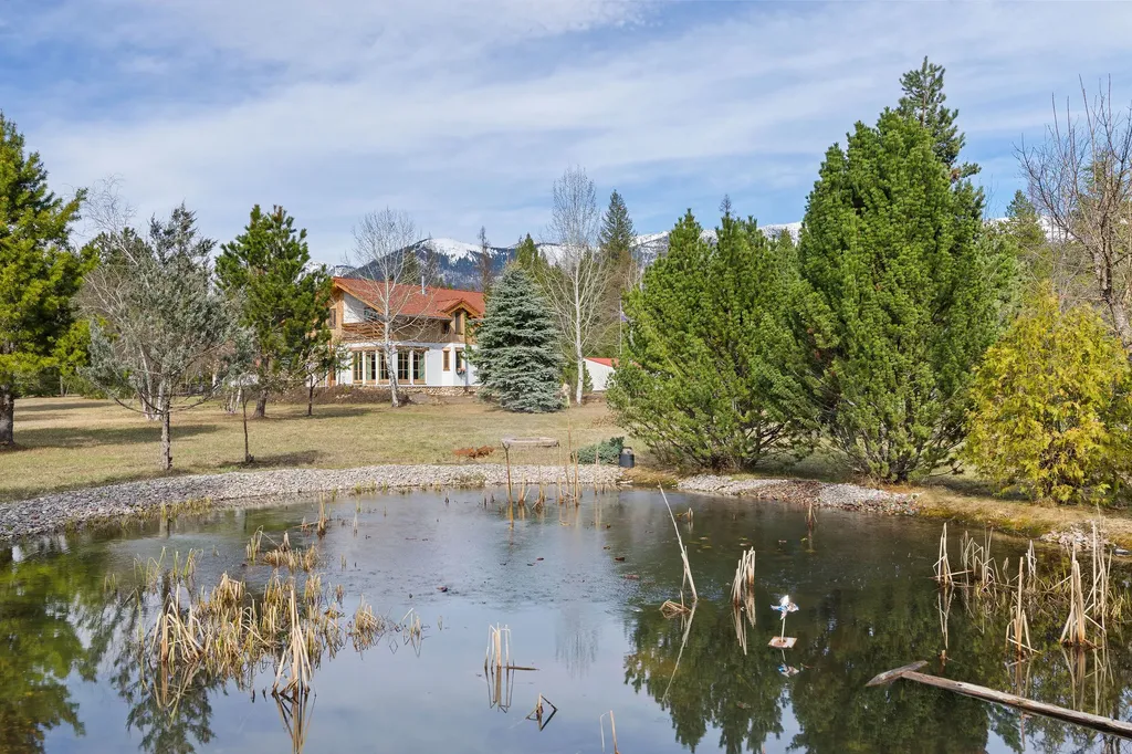 417 Swan View Trail Bigfork MT 59911
