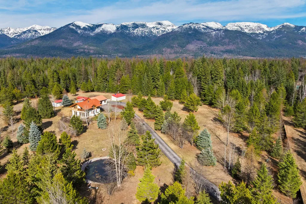 417 Swan View Trail Bigfork MT 59911