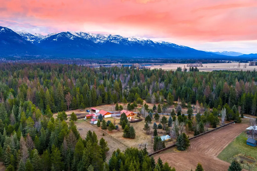 417 Swan View Trail Bigfork MT 59911