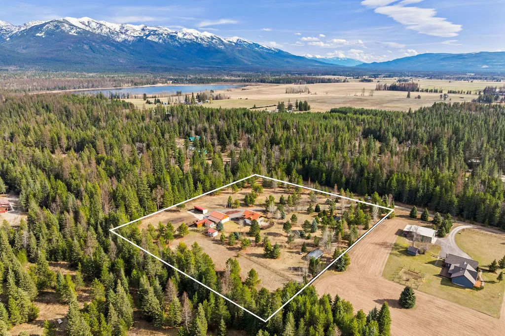 417 Swan View Trail Bigfork MT 59911
