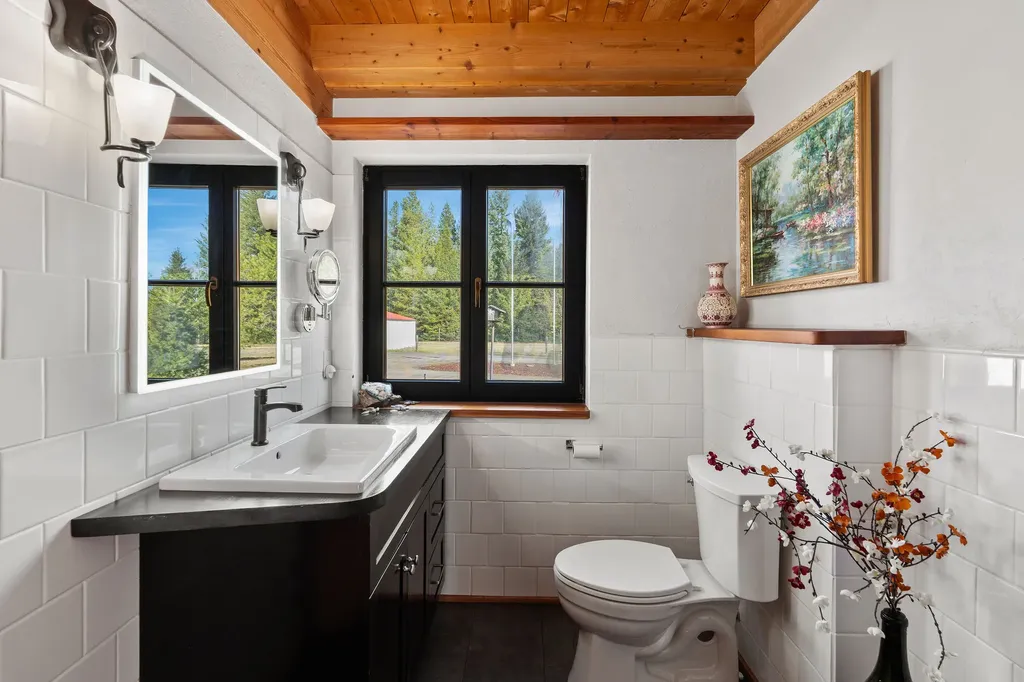 417 Swan View Trail Bigfork MT 59911