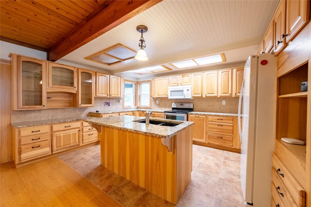 6367 Kootenai River Road Libby MT 59923