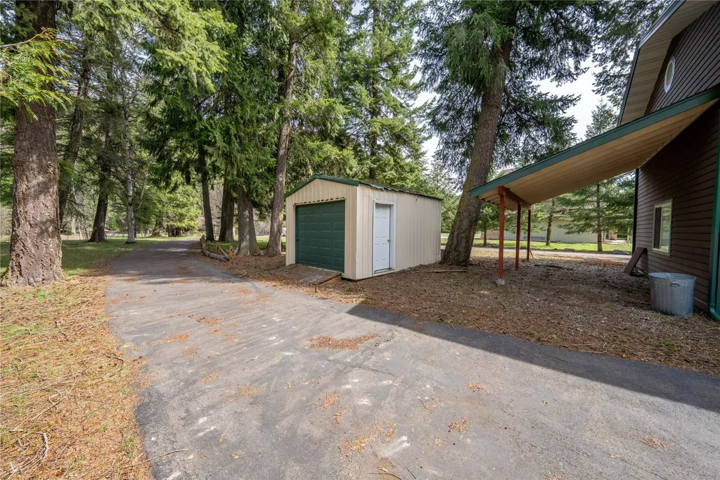 6367 Kootenai River Road Libby MT 59923