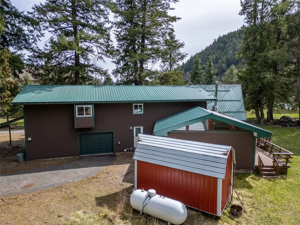 6367 Kootenai River Road Libby MT 59923
