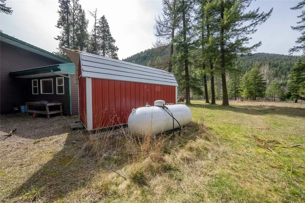 6367 Kootenai River Road Libby MT 59923