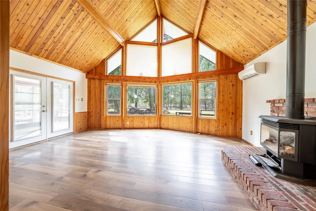 6367 Kootenai River Road Libby MT 59923