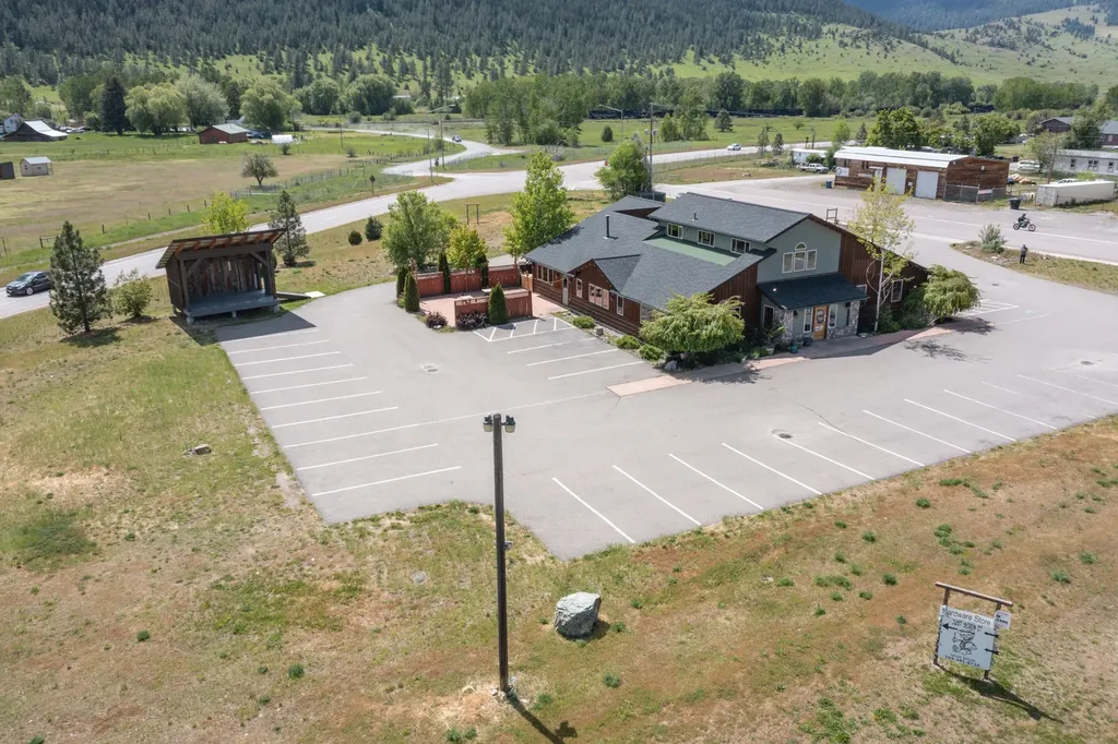 72532 N Couture Loop Arlee MT 59821