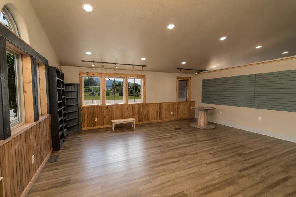 72532 N Couture Loop Arlee MT 59821
