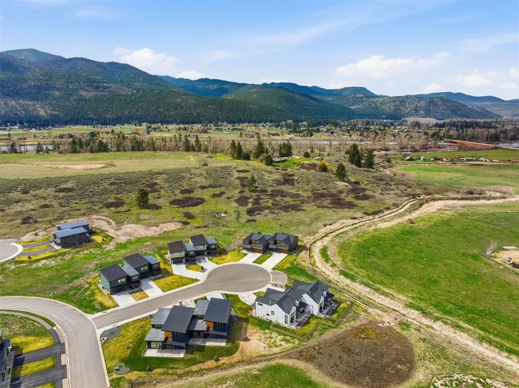 2445 Pale Evening Court Missoula MT 59808