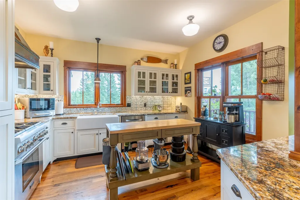 6710 Farm To Market Road Whitefish MT 59937