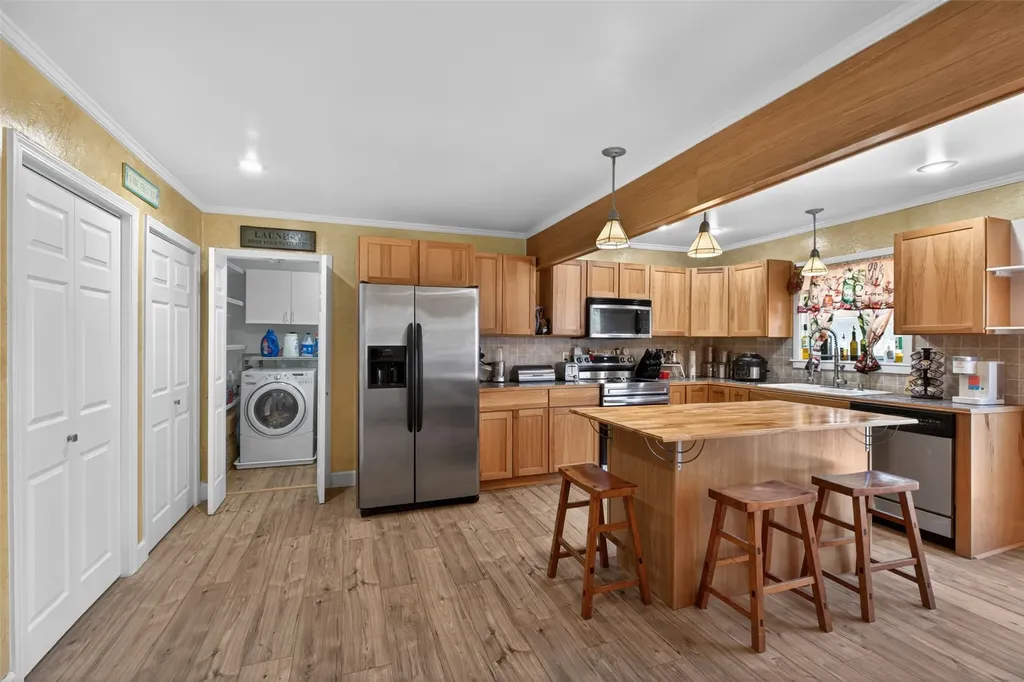 13 17th Avenue S Great Falls MT 59405