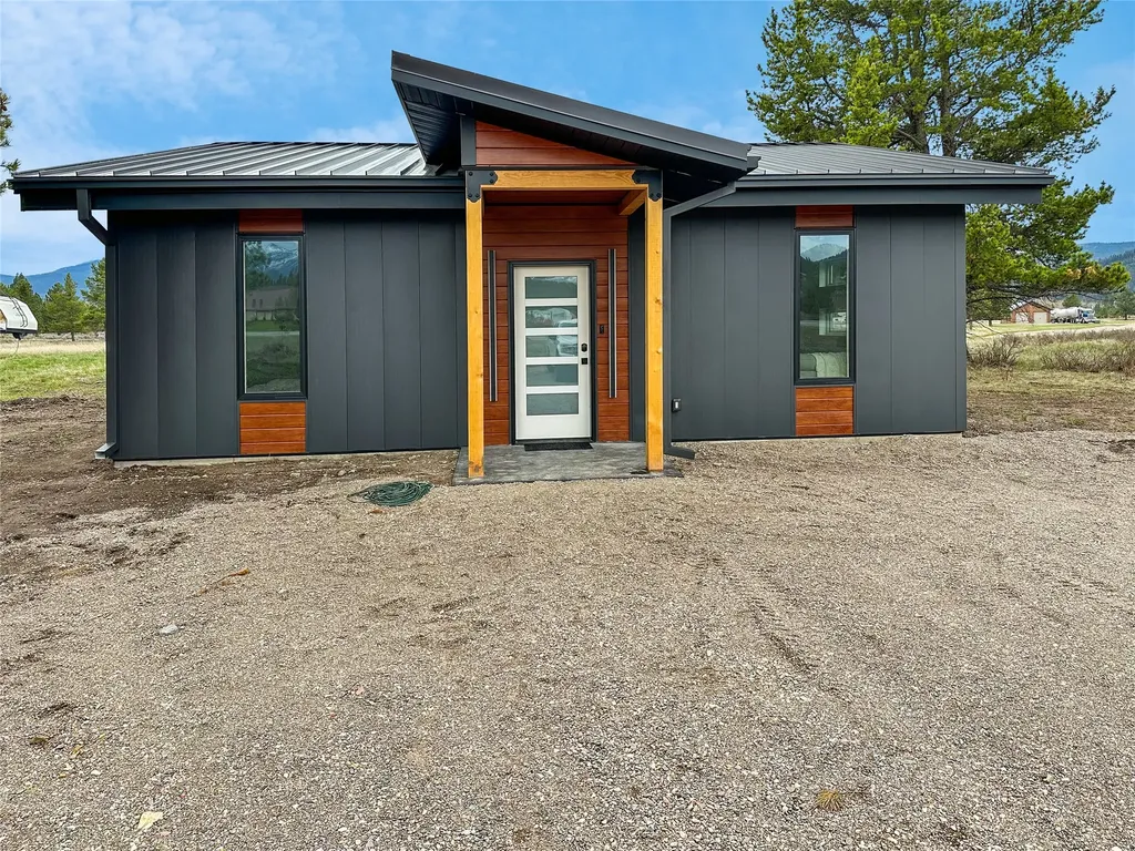 4025 Mount Highway 200 W Lincoln MT 59639