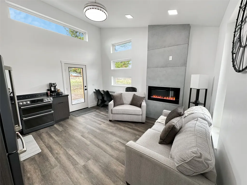 4025 Mount Highway 200 W Lincoln MT 59639