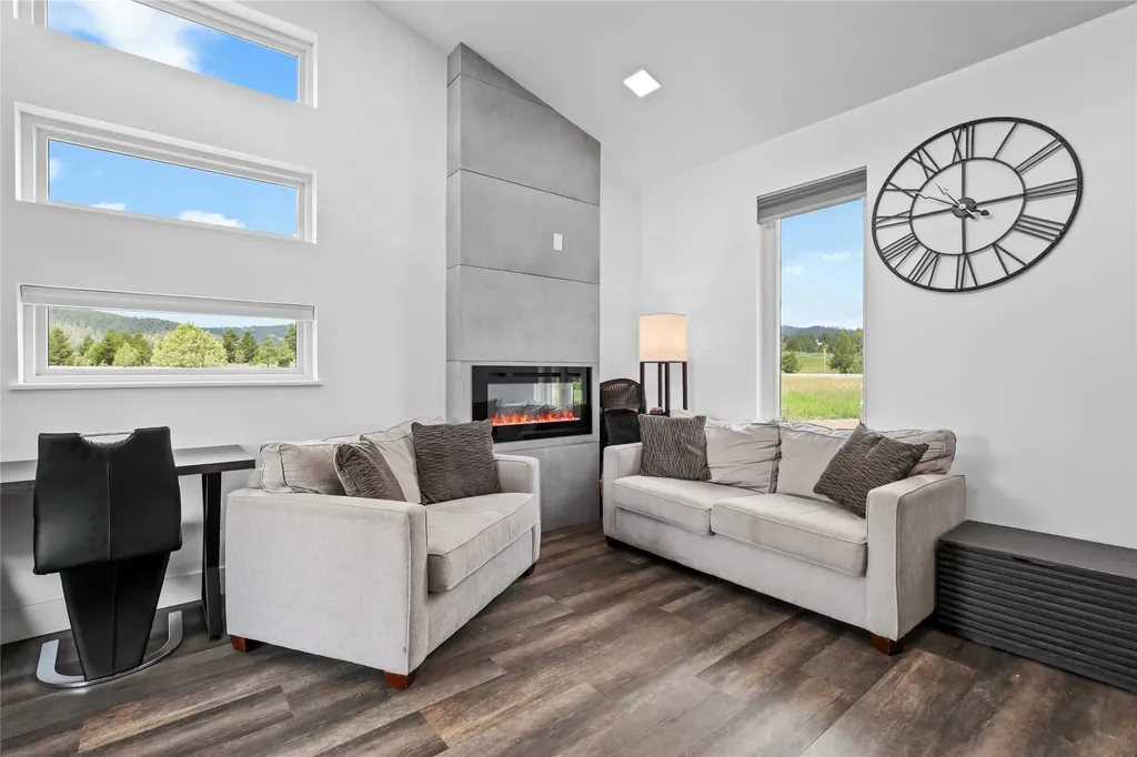 4025 Mt Hwy 200 W Lincoln MT 59639