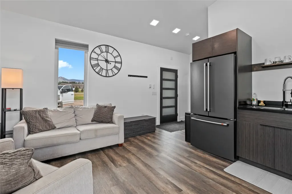 4025 Mt Hwy 200 W Lincoln MT 59639