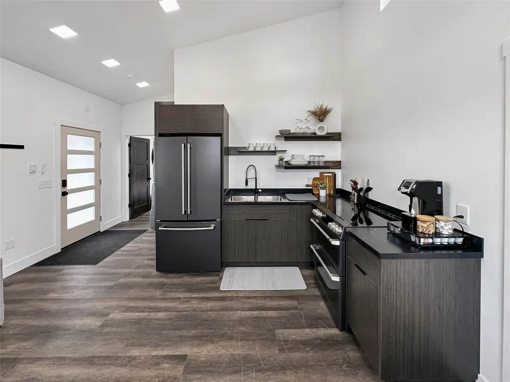 4025 Mount Highway 200 W Lincoln MT 59639