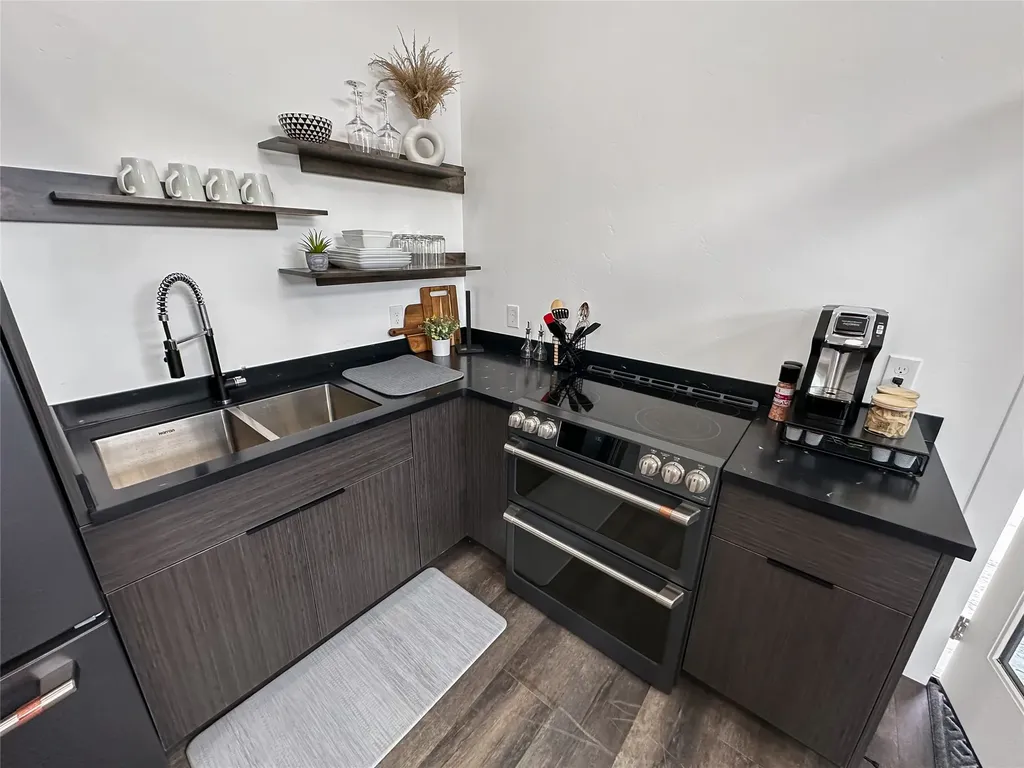 4025 Mount Highway 200 W Lincoln MT 59639