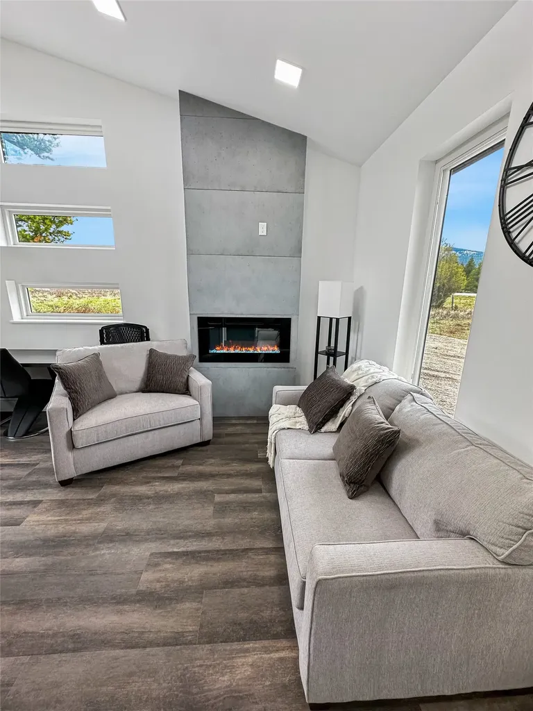 4025 Mount Highway 200 W Lincoln MT 59639