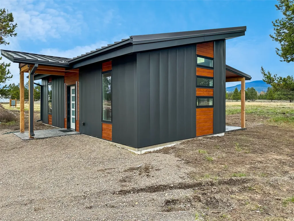4025 Mount Highway 200 W Lincoln MT 59639