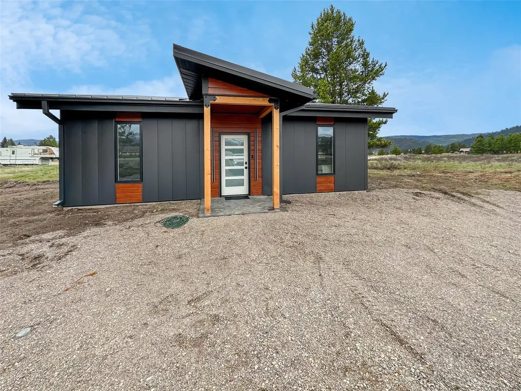 4025 Mount Highway 200 W Lincoln MT 59639