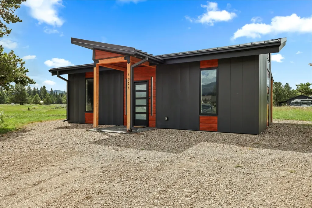 4025 Mt Hwy 200 W Lincoln MT 59639