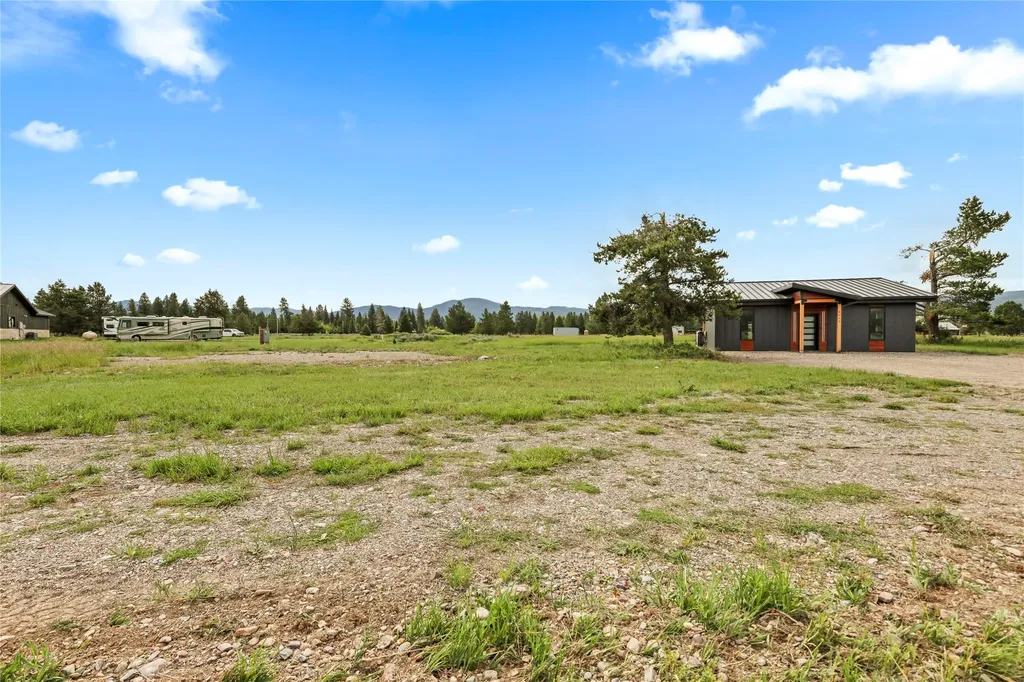 4025 Mt Hwy 200 W Lincoln MT 59639