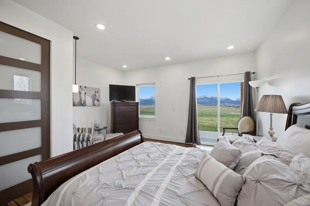543 Diamond 3 Road Corvallis MT 59828