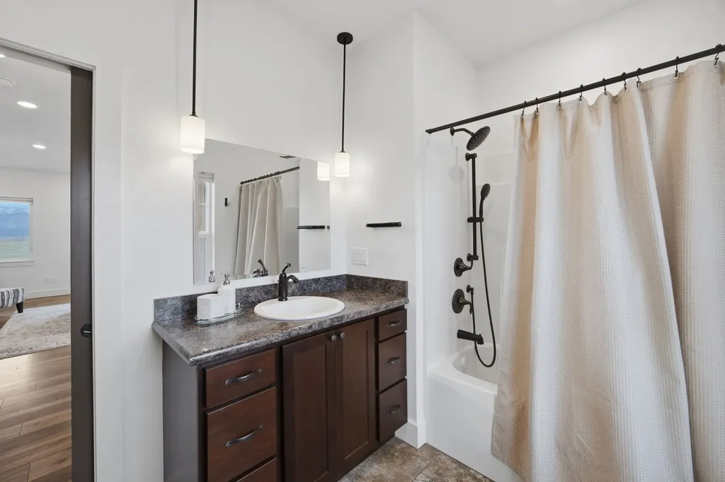 543 Diamond 3 Road Corvallis MT 59828