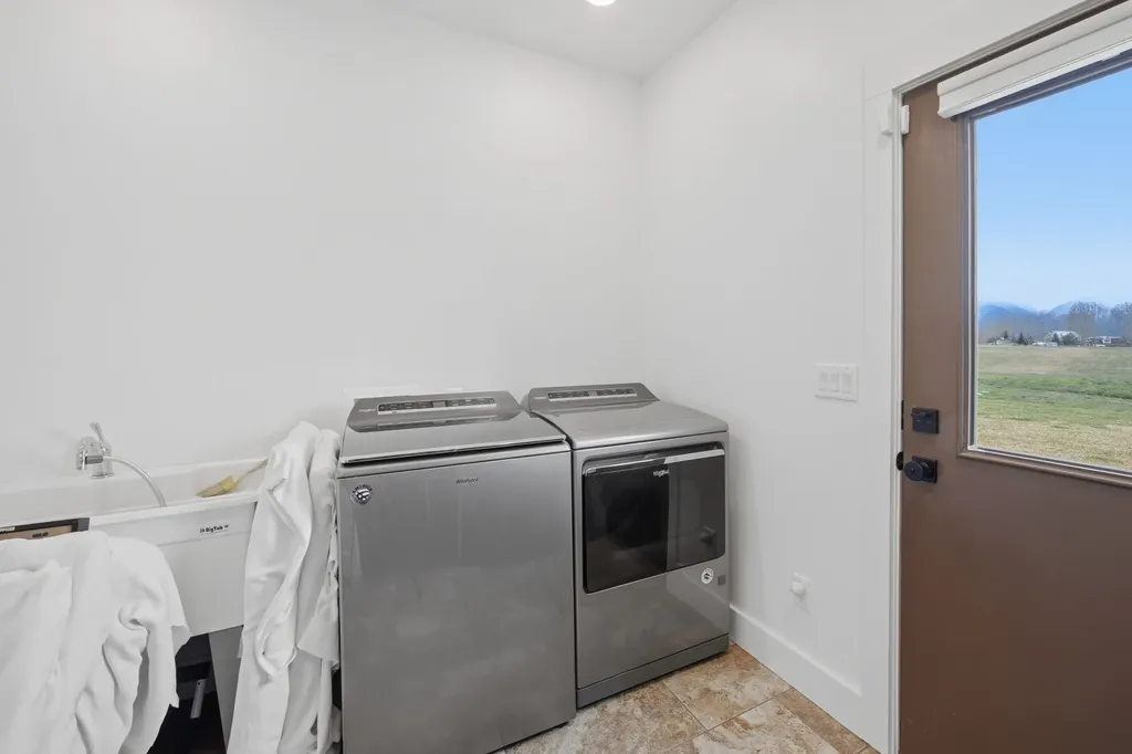 543 Diamond 3 Road Corvallis MT 59828