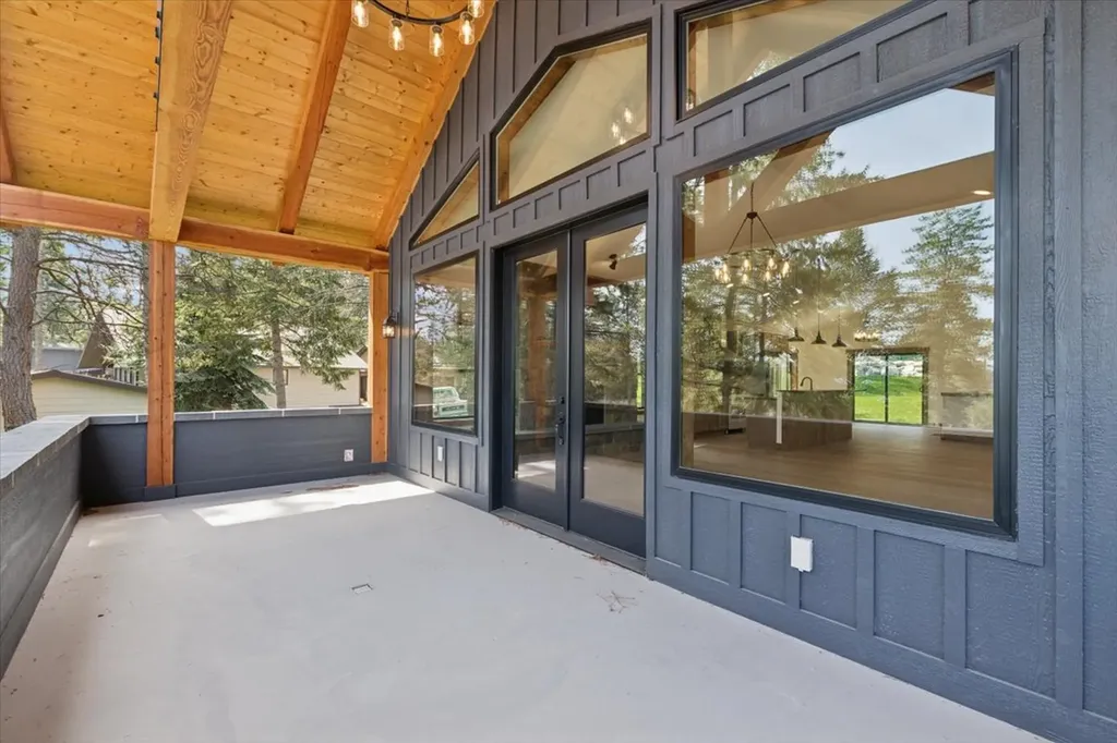 114 Timberlake Drive Lakeside MT 59922