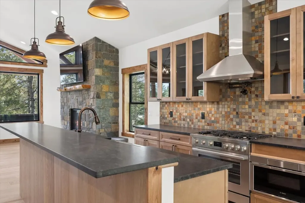 114 Timberlake Drive Lakeside MT 59922