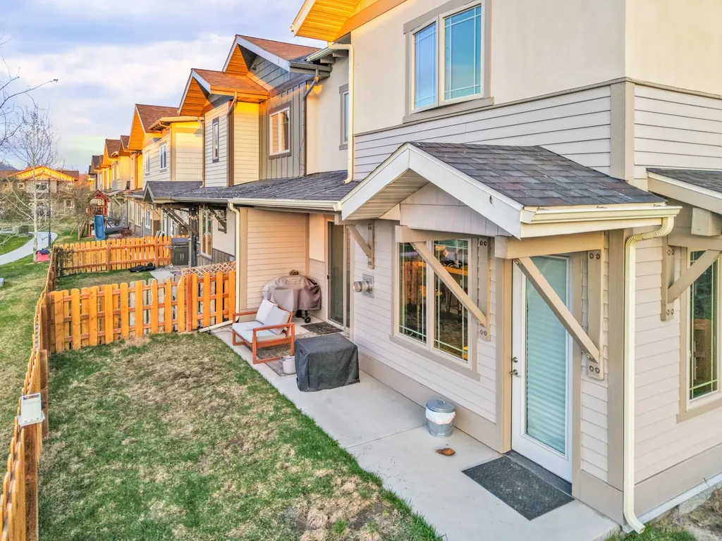 3095 Lori Lane Bozeman MT 59718