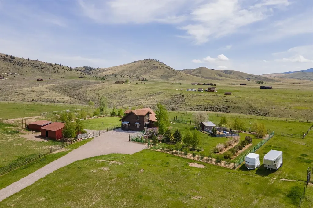 49 Redtail Hawk Road Mcallister MT 59740