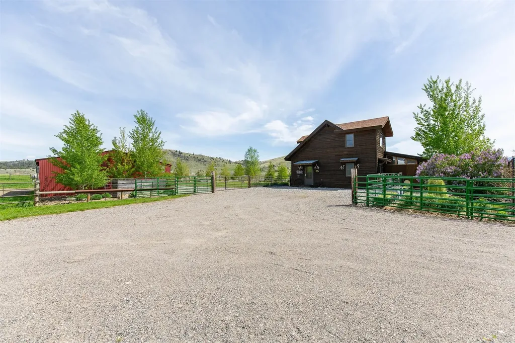 49 Redtail Hawk Road Mcallister MT 59740