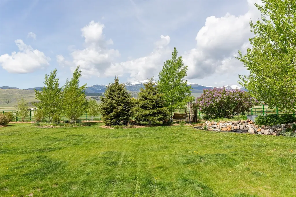 49 Redtail Hawk Road Mcallister MT 59740