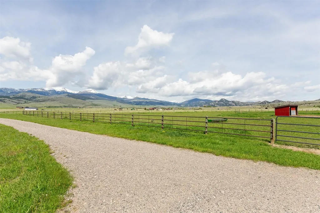 49 Redtail Hawk Road Mcallister MT 59740